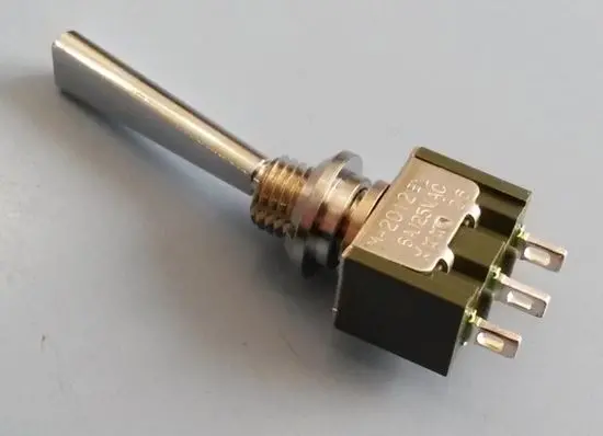 Spektrum Switch Spdt Long Flat Dx8, Dx9 (Spmr52000) 1