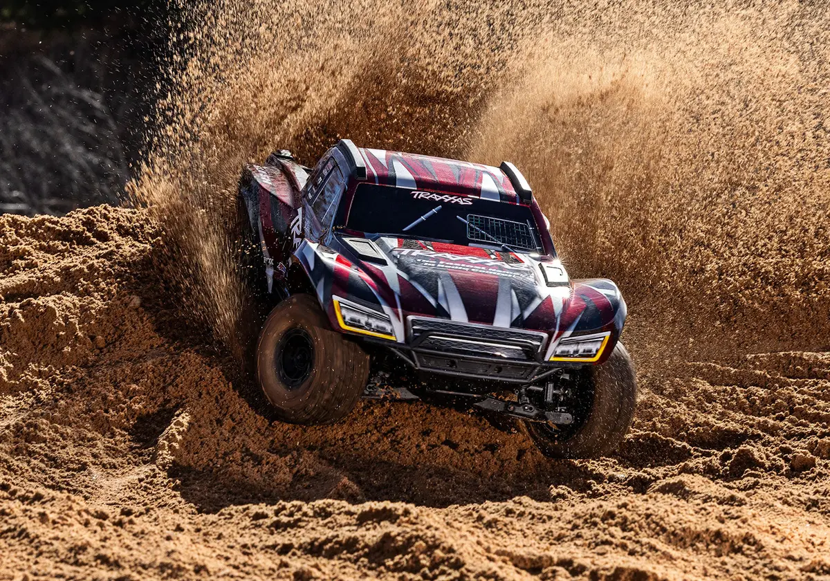 Traxxas Maxx Slash 6S Short Course Truck (102076-4) 1