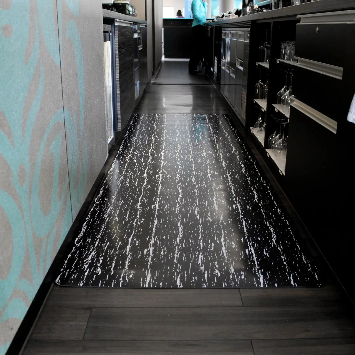Wear-Resistant Shop Floor Mat 1