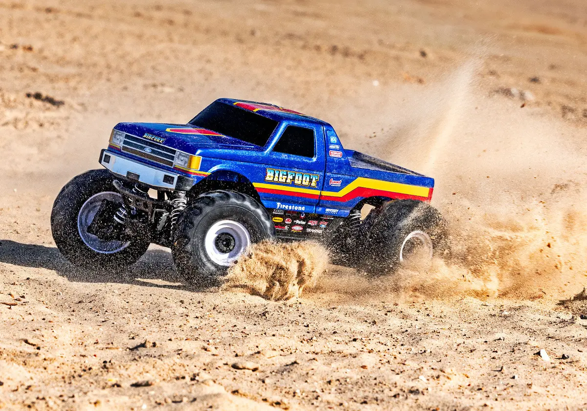 Traxxas Bigfoot 4X4 Brushless Monster Truck (67134-4) 1