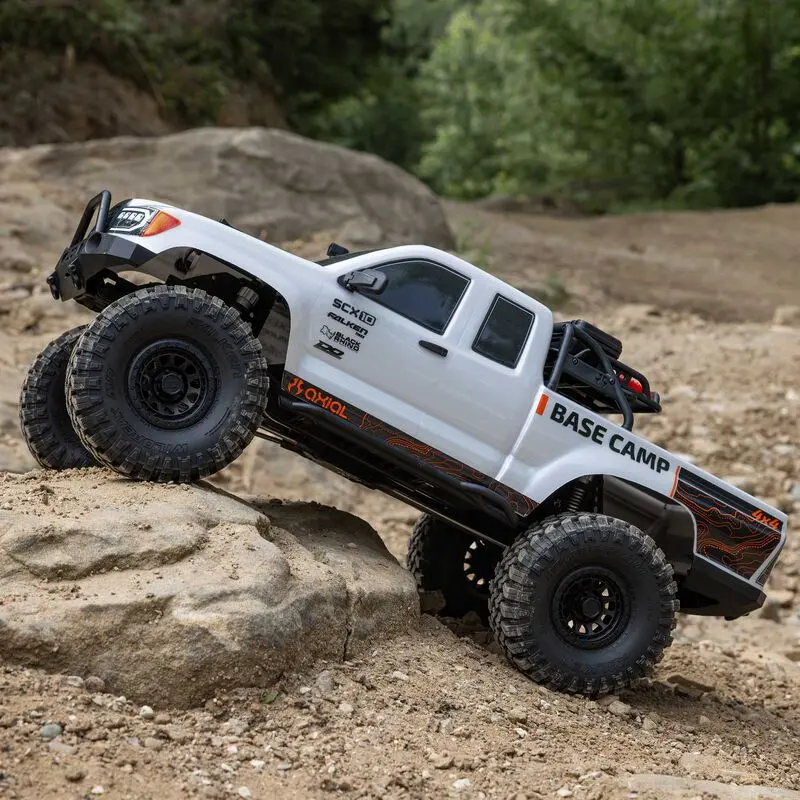 Axial: 1/10 Scx10 Iii Base Camp 4X4 Rtr Brushed Rock Crawler (Axi-1375T) 1