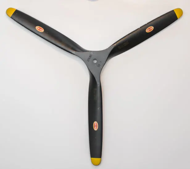 Falcon: Gas Three Blade Wwii Propeller (24X10) (Fal2410wwii-Tb) 1