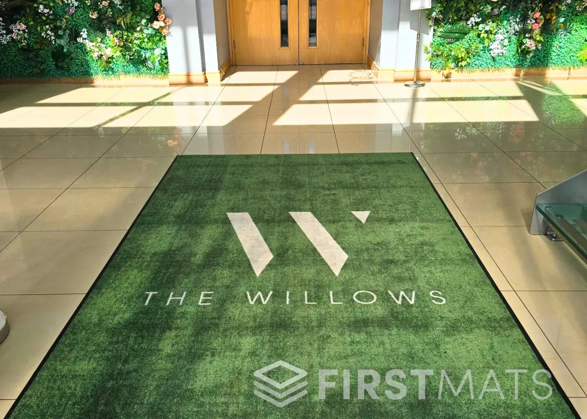 Logo Mats - Instant Design 1