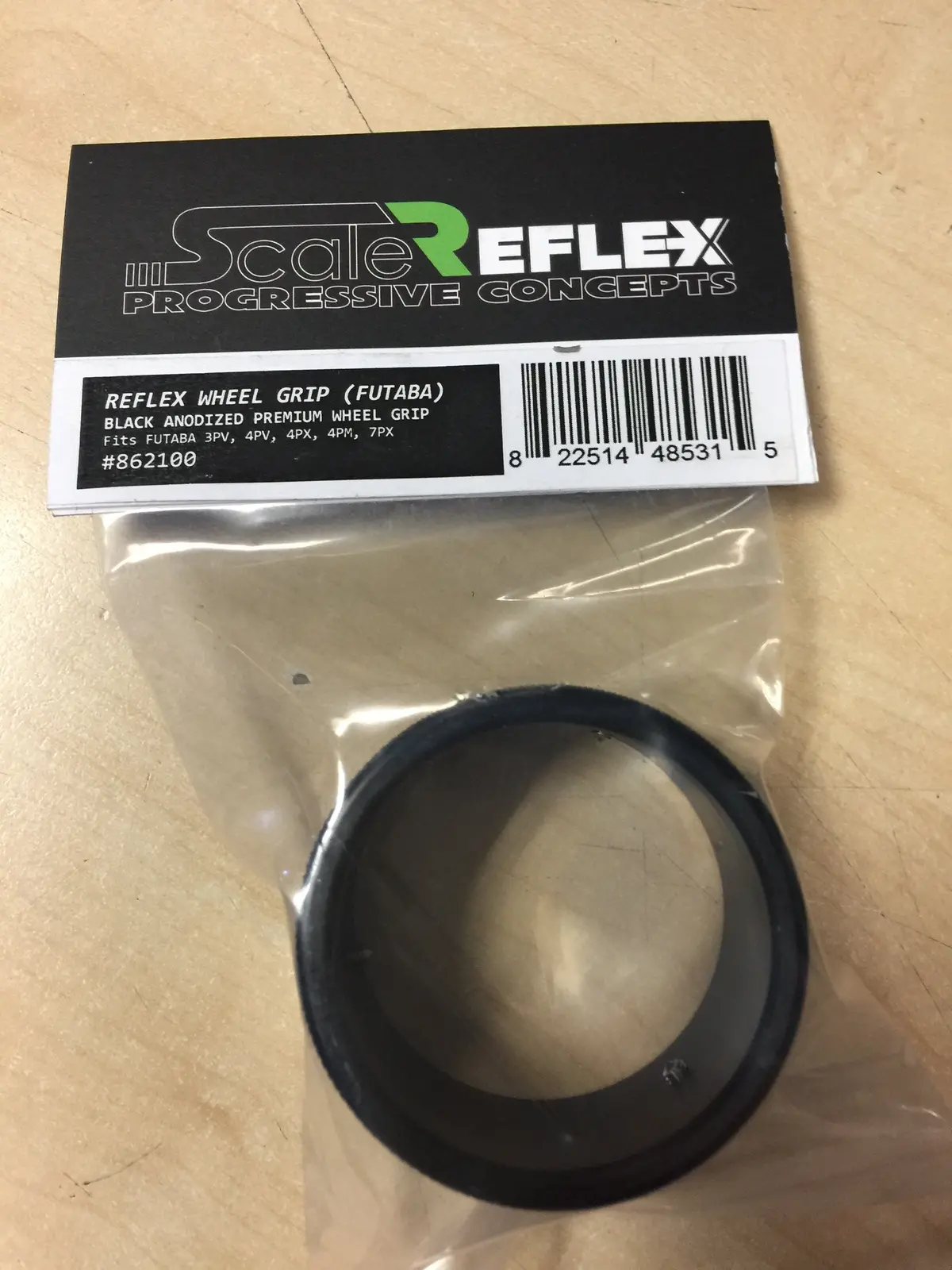 Reflex Wheel Grip (Futaba) (Multiple Colors) (862100) 1